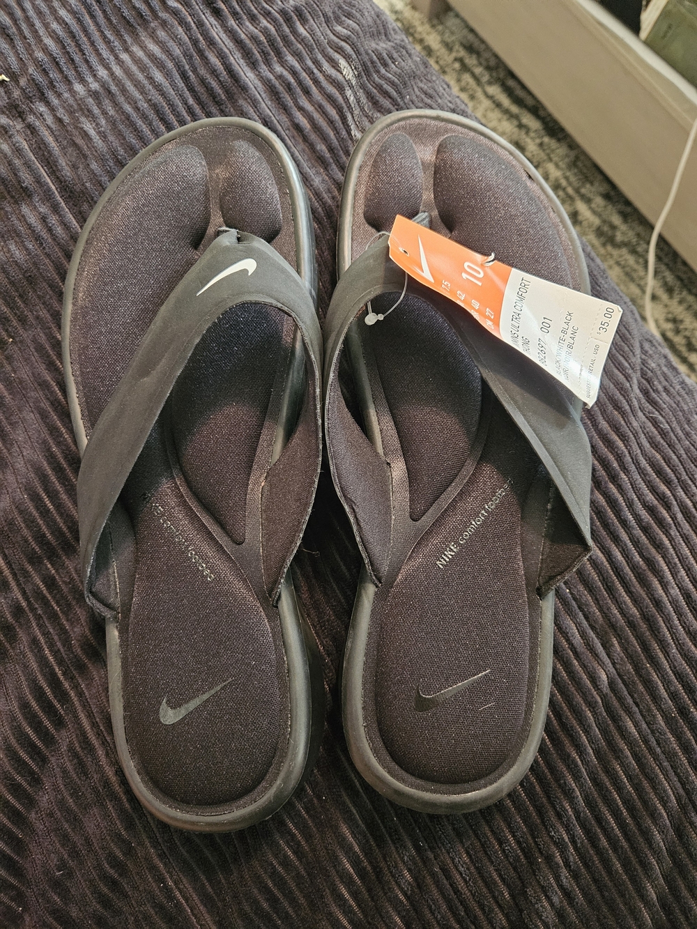 Nike Women’s Black Comfort Foam Flip Flops